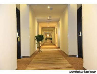 Hotel Super 8 Shuang Jing Qiao East Pekin Zewnętrze zdjęcie